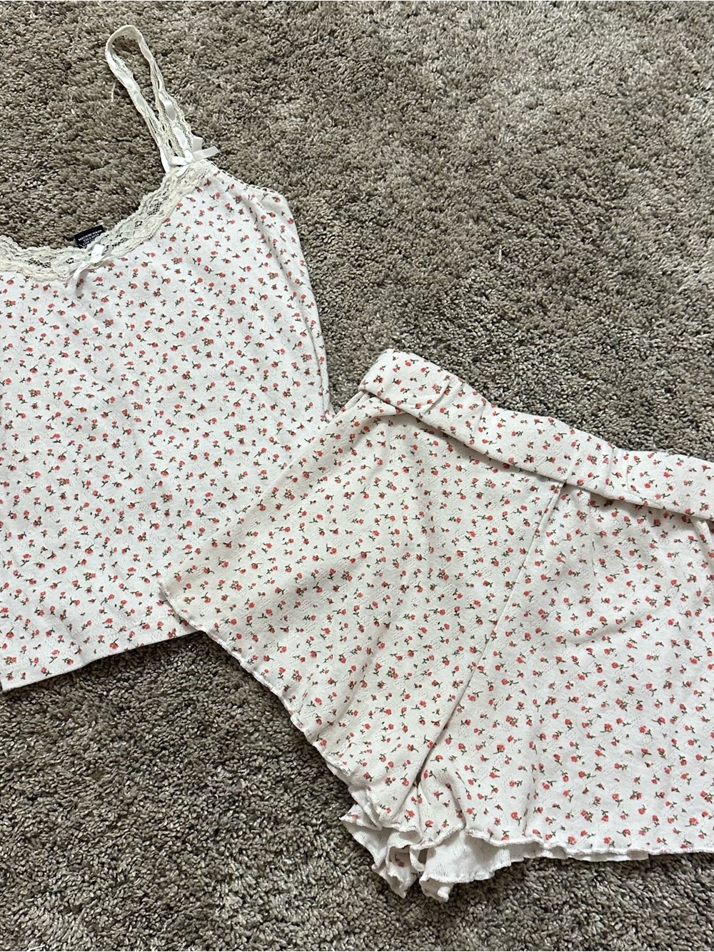 Lace-Trim Cami & Short Pajama Set in Cream with Red Floral Print